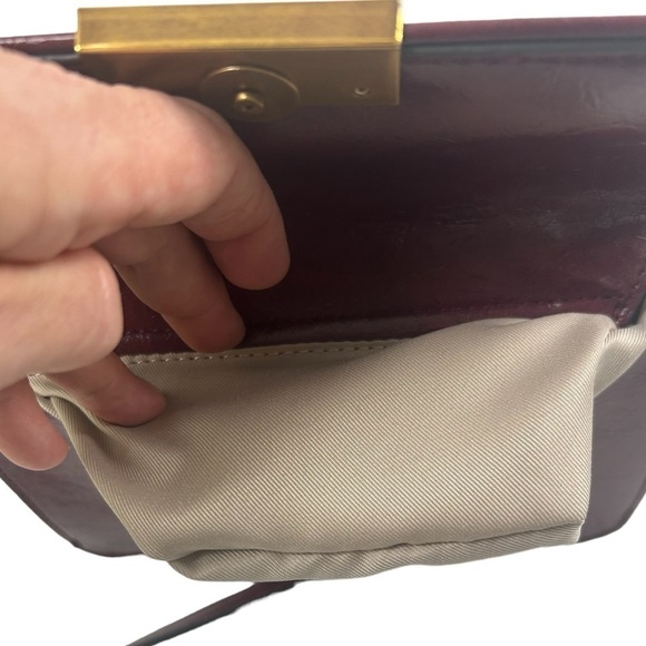 Nine West Susen Burgundy Sleek Minimalist Convertible Chain Crossbody Bag Purse - Picture 3 of 11